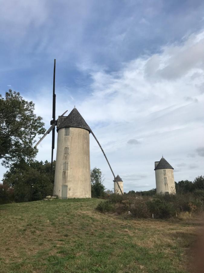 Mouilleron-en-ParedsPlace Au Reposアパートメント エクステリア 写真